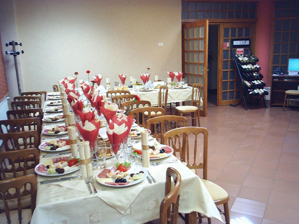 Hotel Lotus อาราด ภายนอก รูปภาพ